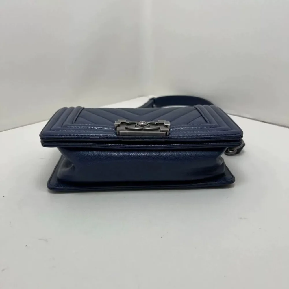 CHANEL brand color